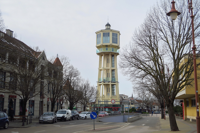 32Nao_IMG_5341-2b.jpg